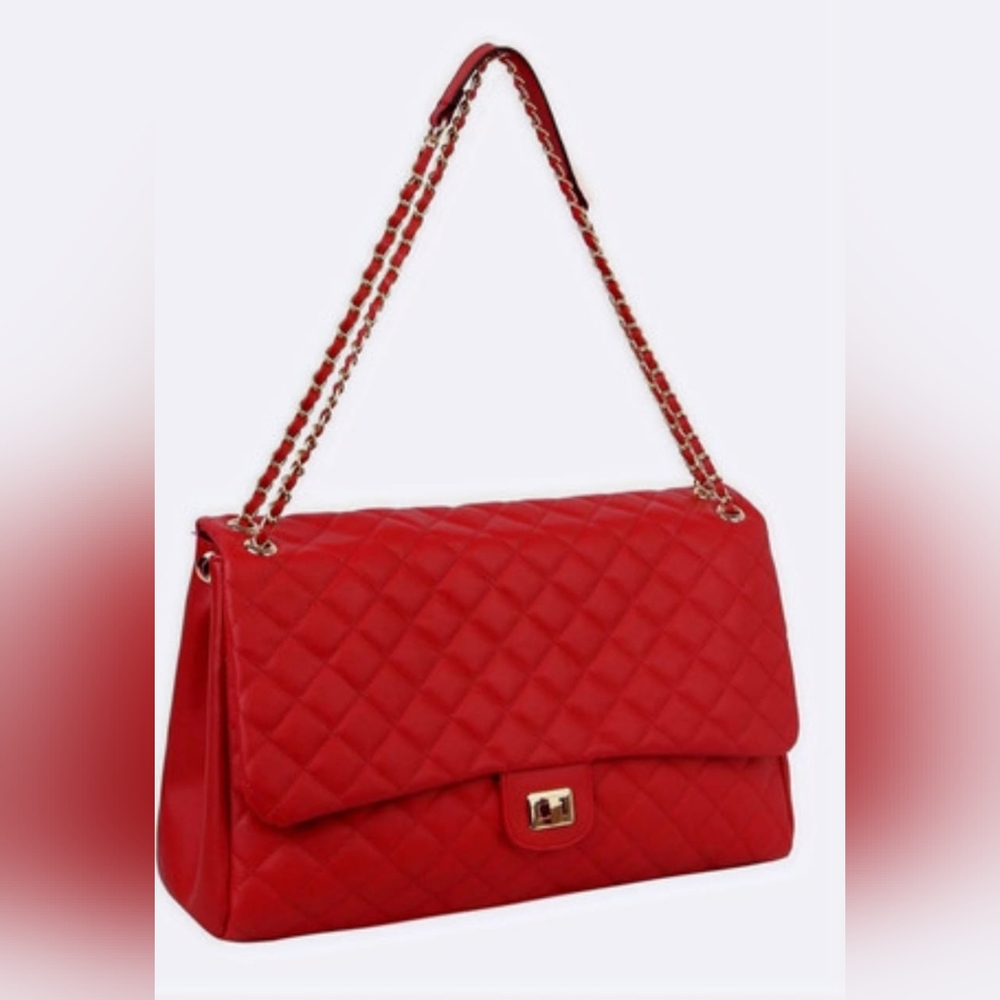 Chic Red Quilted Shoulder Bag